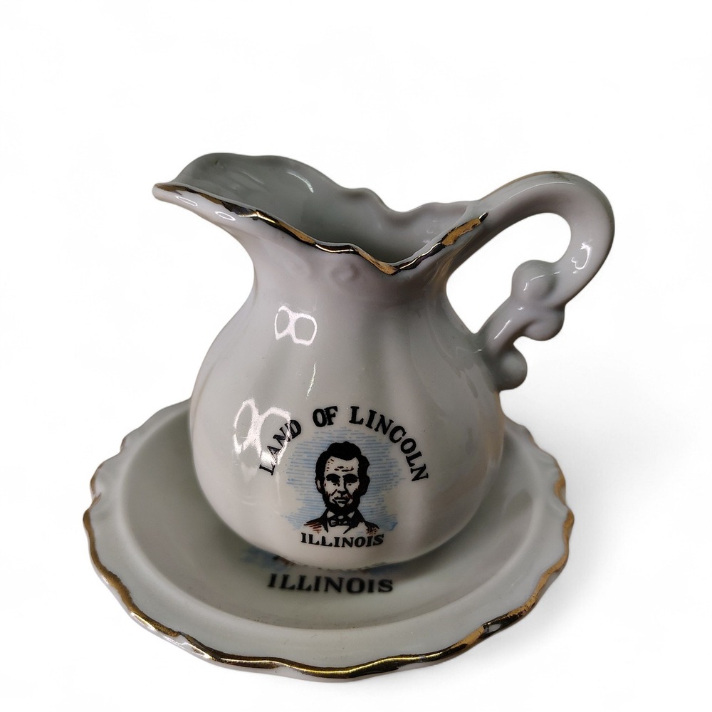 Vtg Land of Lincoln Illinois Souvenir Pitcher‎ and Plate Set Gold Trim Japan